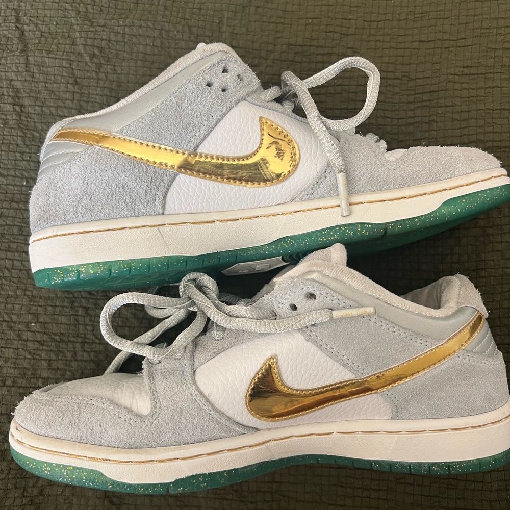 Sean Cliver Nike SB Dunk Low Size 7 1/2 - Picture 3 of 11